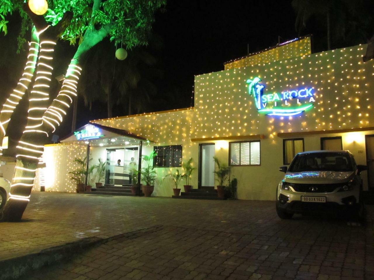 Hotel Sea Rock Villa Daman Extérieur photo