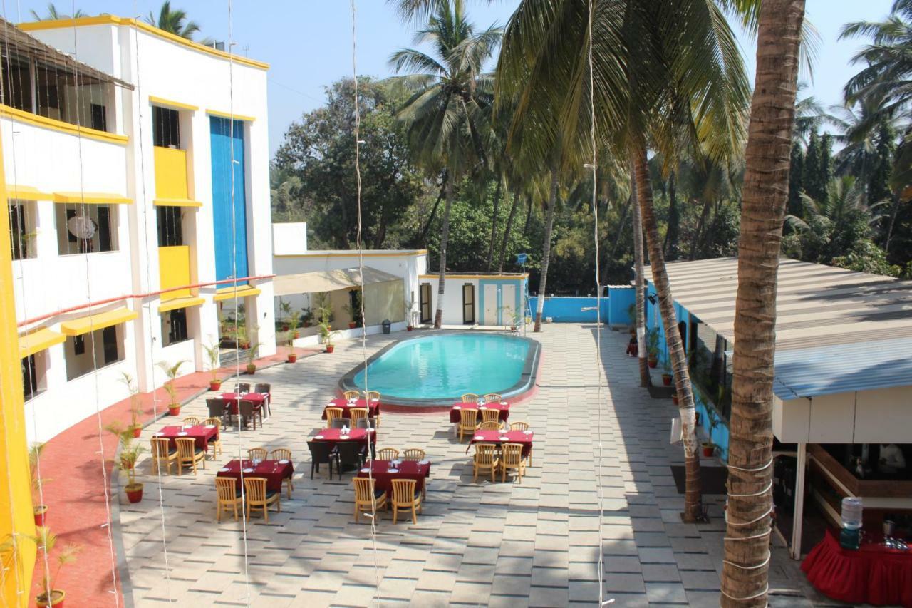 Hotel Sea Rock Villa Daman Extérieur photo